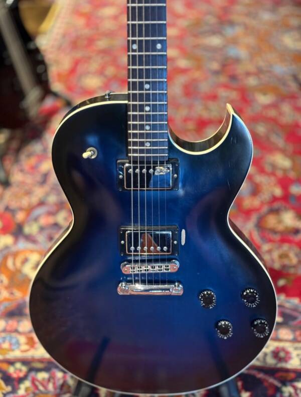 Gibson ES 135