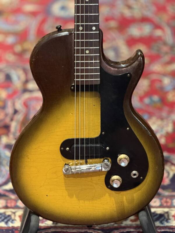 Gibson Melody Maker Jr.