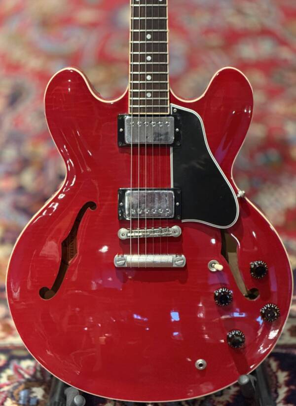 Gibson ES 335 ESDT