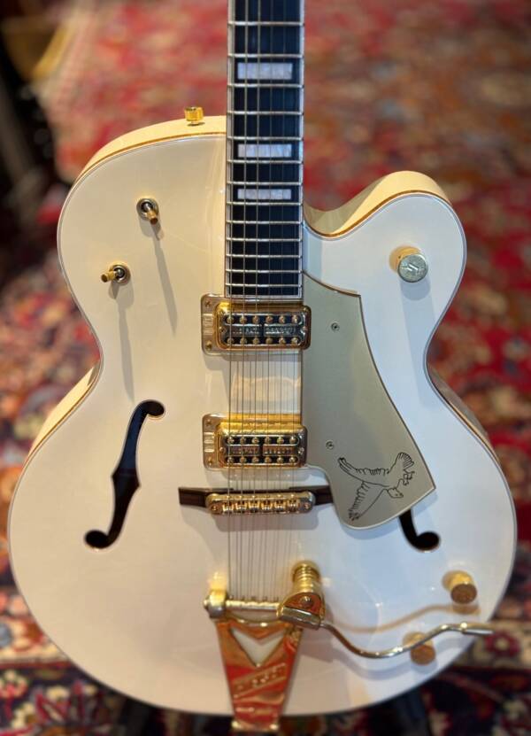 Gretsch White Falcon
