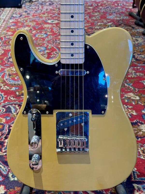 Lefty Fender Squier Telecaster